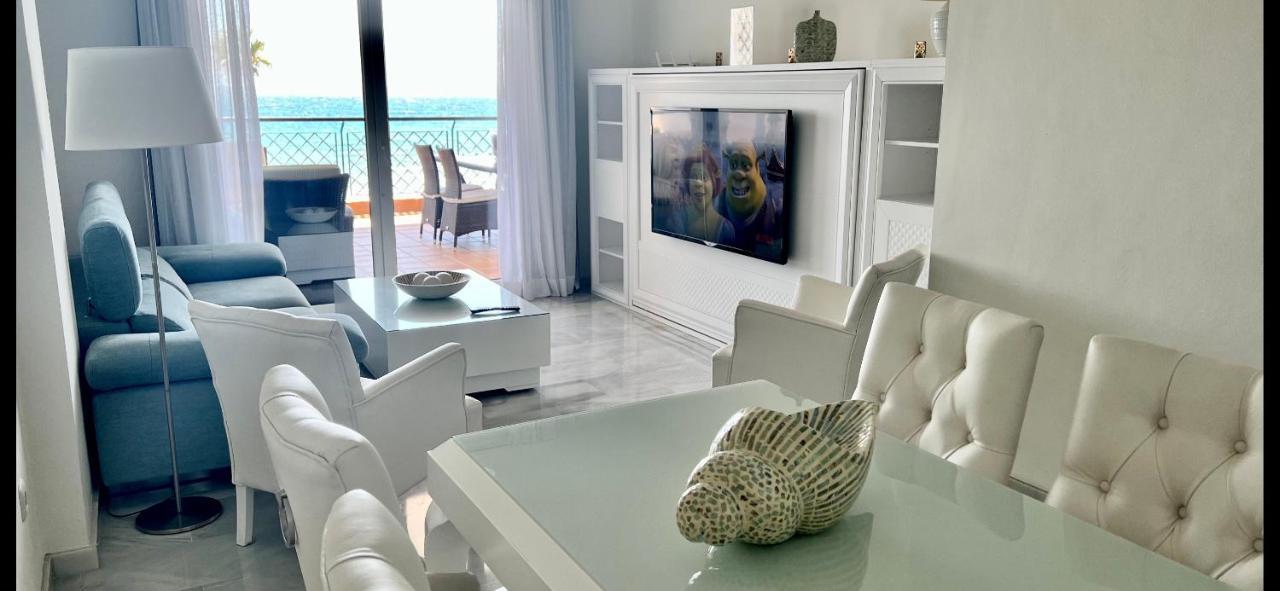 Mi Capricho A16 Beachfront Appartement