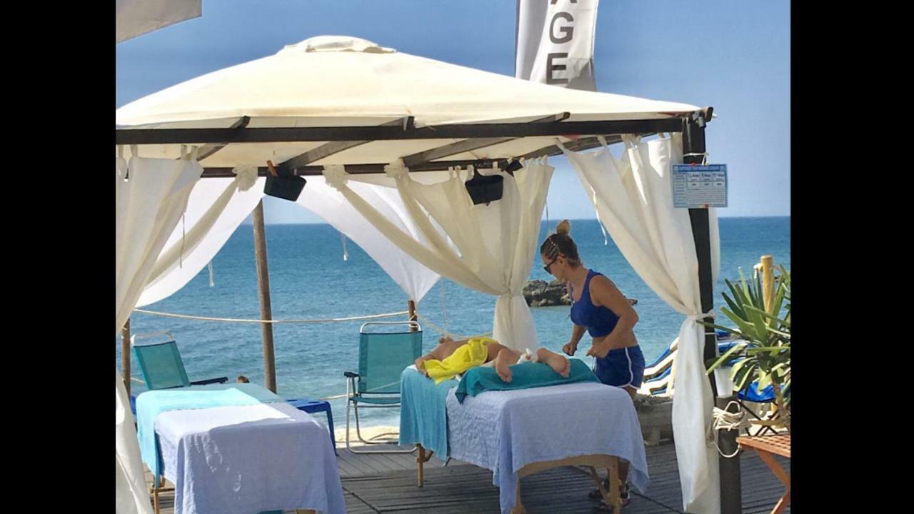 Mi Capricho A16 Beachfront Appartamento Sitio de Calahonda