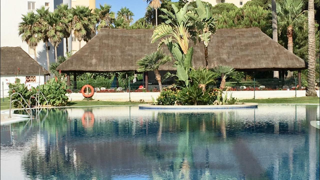 Mi Capricho A16 Beachfront Appartement Sitio de Calahonda